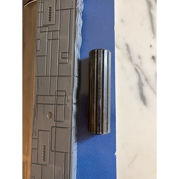 Marvel Avengers Thanos Battle Axe New Unopened #8402844 Halloween - Picture 3 of 6